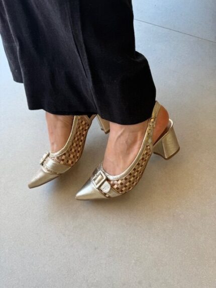 Scarpin Slingback Feminino em Couro Italian